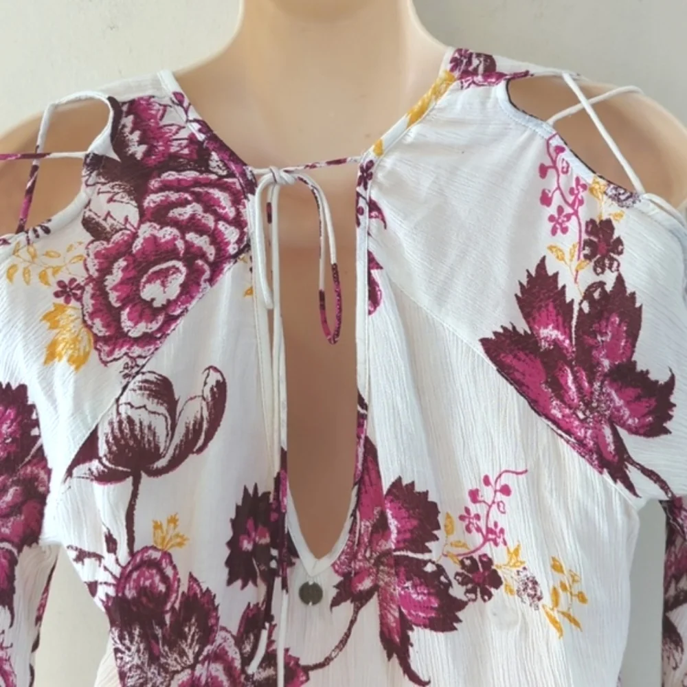 Billabong  Ivory Moonlight Lace-Up Romper - Picture 8 of 15